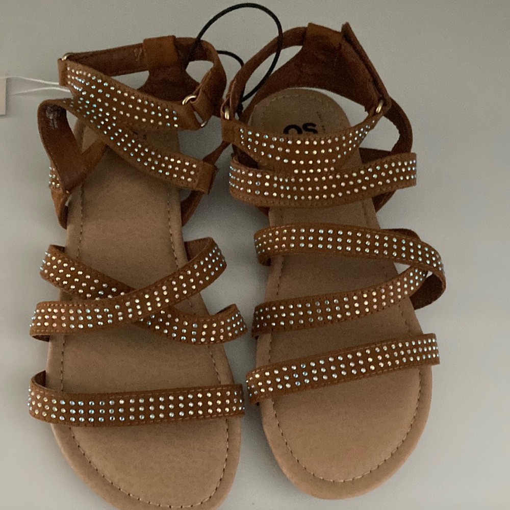 Sandals with rhinestones